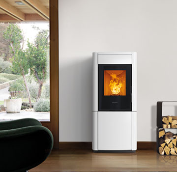 Infinity Plus Line, nuove stufe ibride a pellet e legna