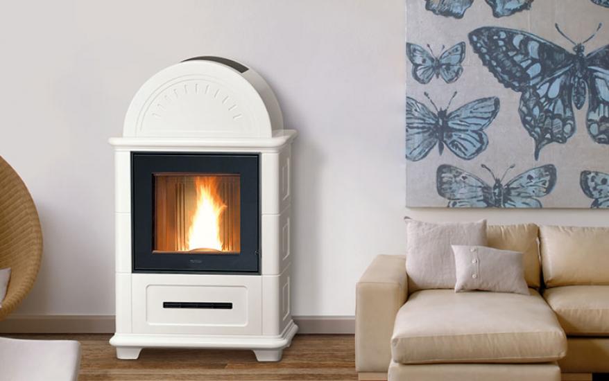 stufa-pellet-stubotto-c-3-3-kw-maiolica-a-piu-parete-angolo-stubotto_immagine1.jpg