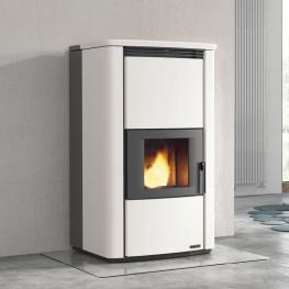 thermo-stufa-a-pellet-p189-th-7_6-kw-acciaio-verniciato-a-piu-parete-filomuro-angolo_immagine1.jpg